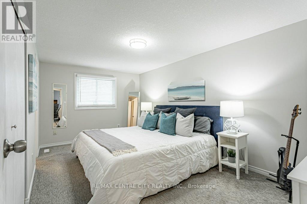 19 - 490 THIRD STREET Image 19