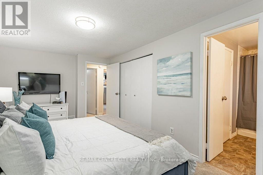 19 - 490 THIRD STREET Image 21