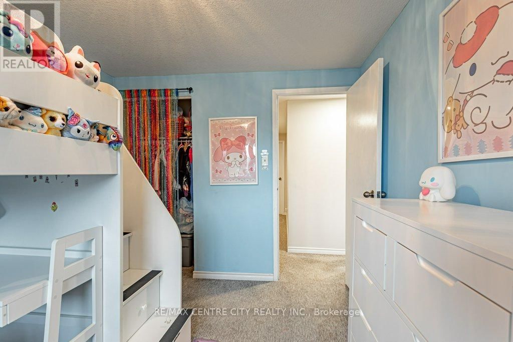 19 - 490 THIRD STREET Image 23