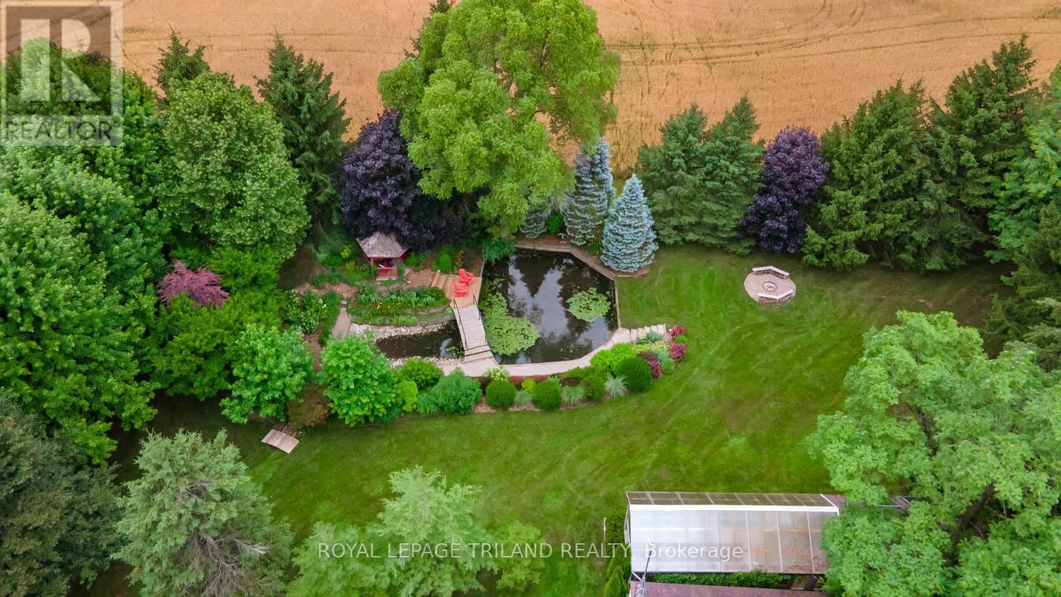 2416 SUNNINGDALE ROAD WEST Image 35