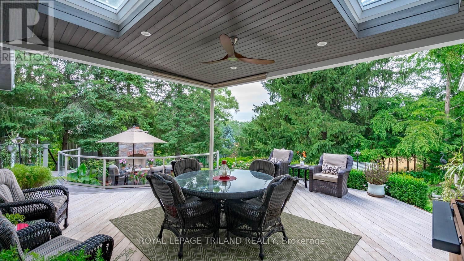 2416 SUNNINGDALE ROAD WEST Image 41