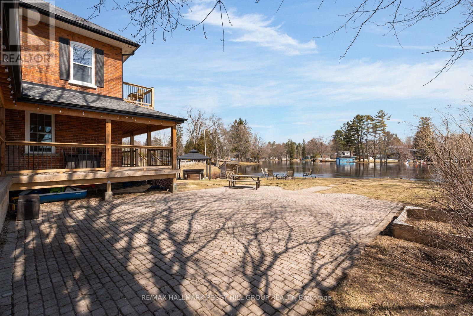 1002 COWBELL LANE Image 31