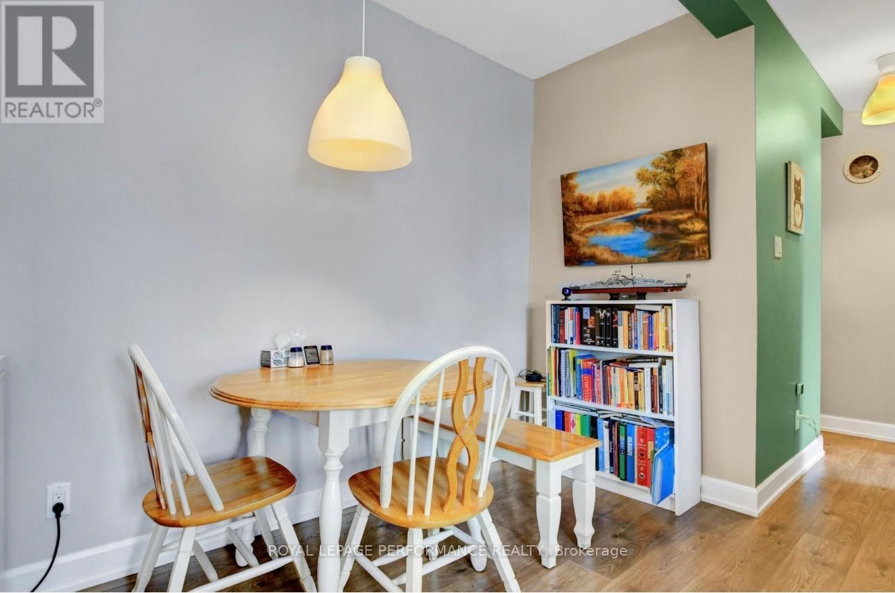 2 - 739 PRINCIPALE STREET Image 3