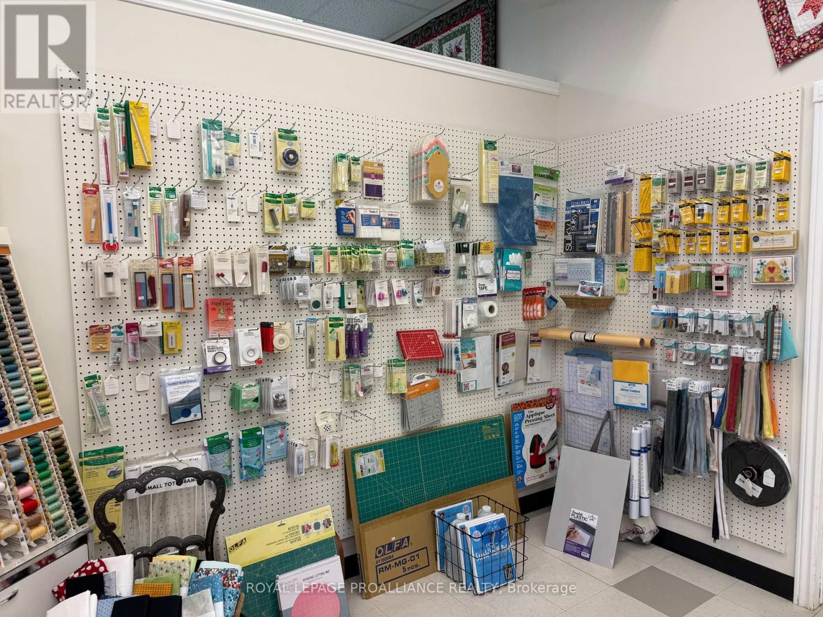 2 - 7712 KENT BOULEVARD Image 4