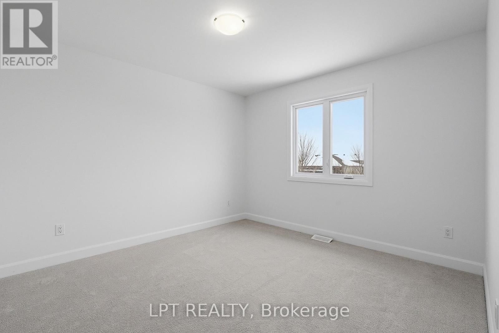 301 MOONLIGHT DRIVE Image 21