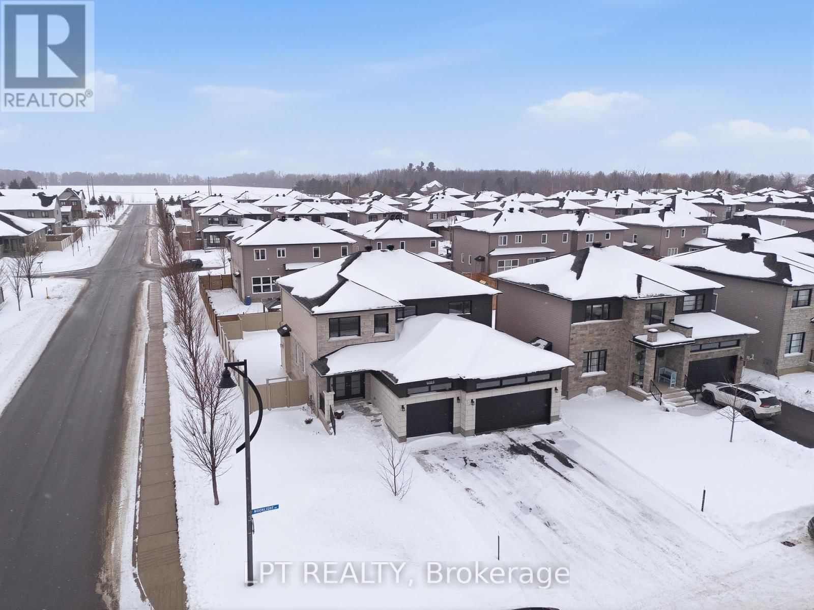 301 MOONLIGHT DRIVE Image 33