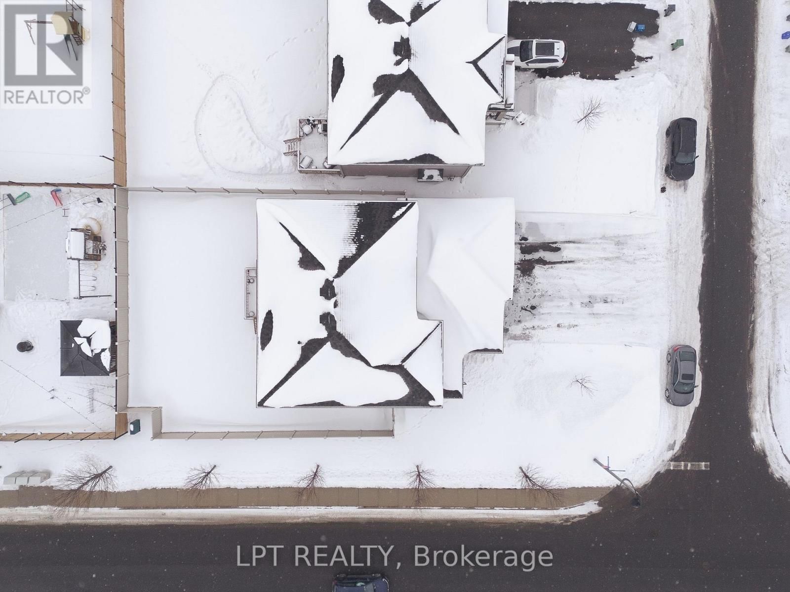 301 MOONLIGHT DRIVE Image 34