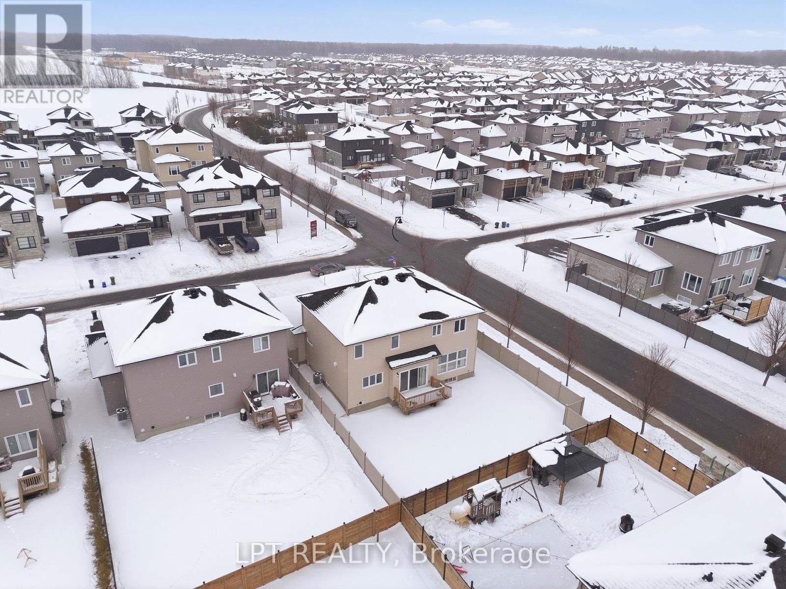 301 MOONLIGHT DRIVE Image 39