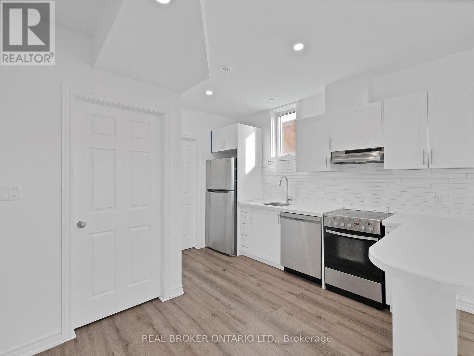 9A - 164 HEIMAN STREET Image 13