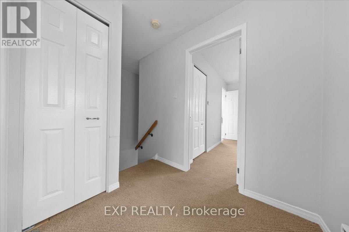 4 BOBCAT WAY Image 20