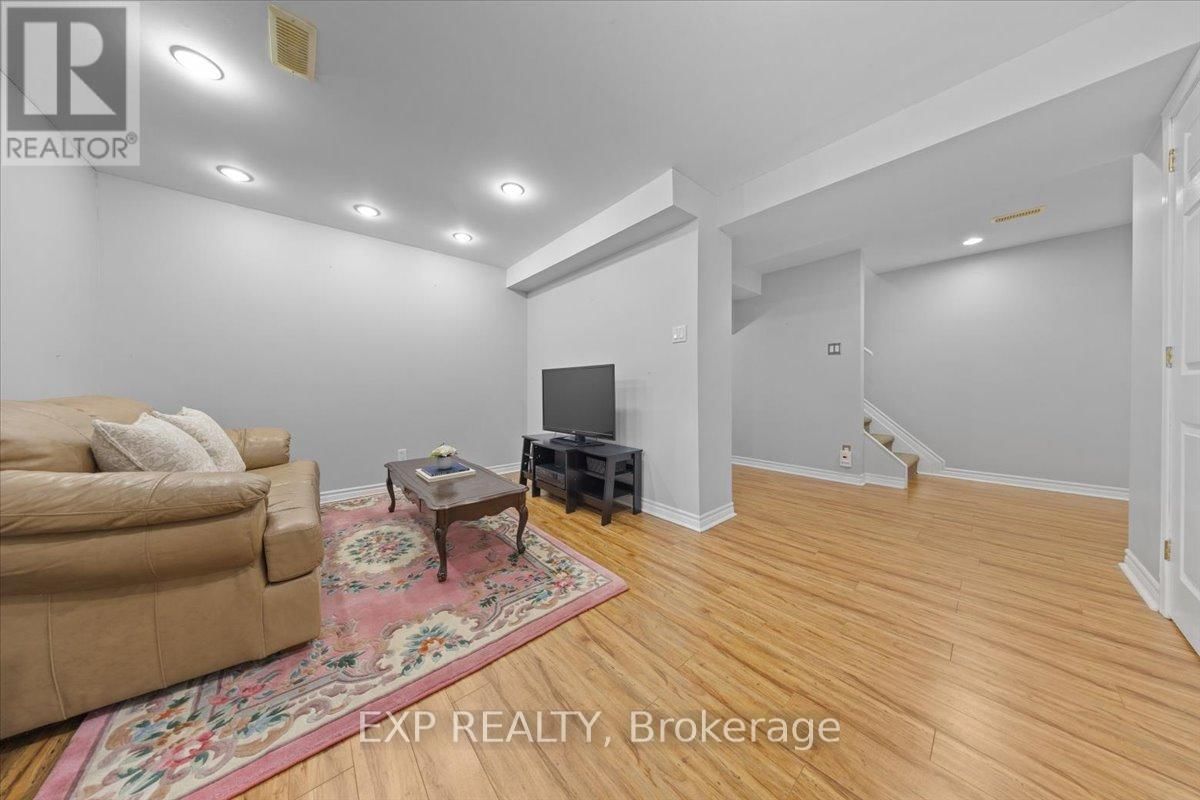 4 BOBCAT WAY Image 29