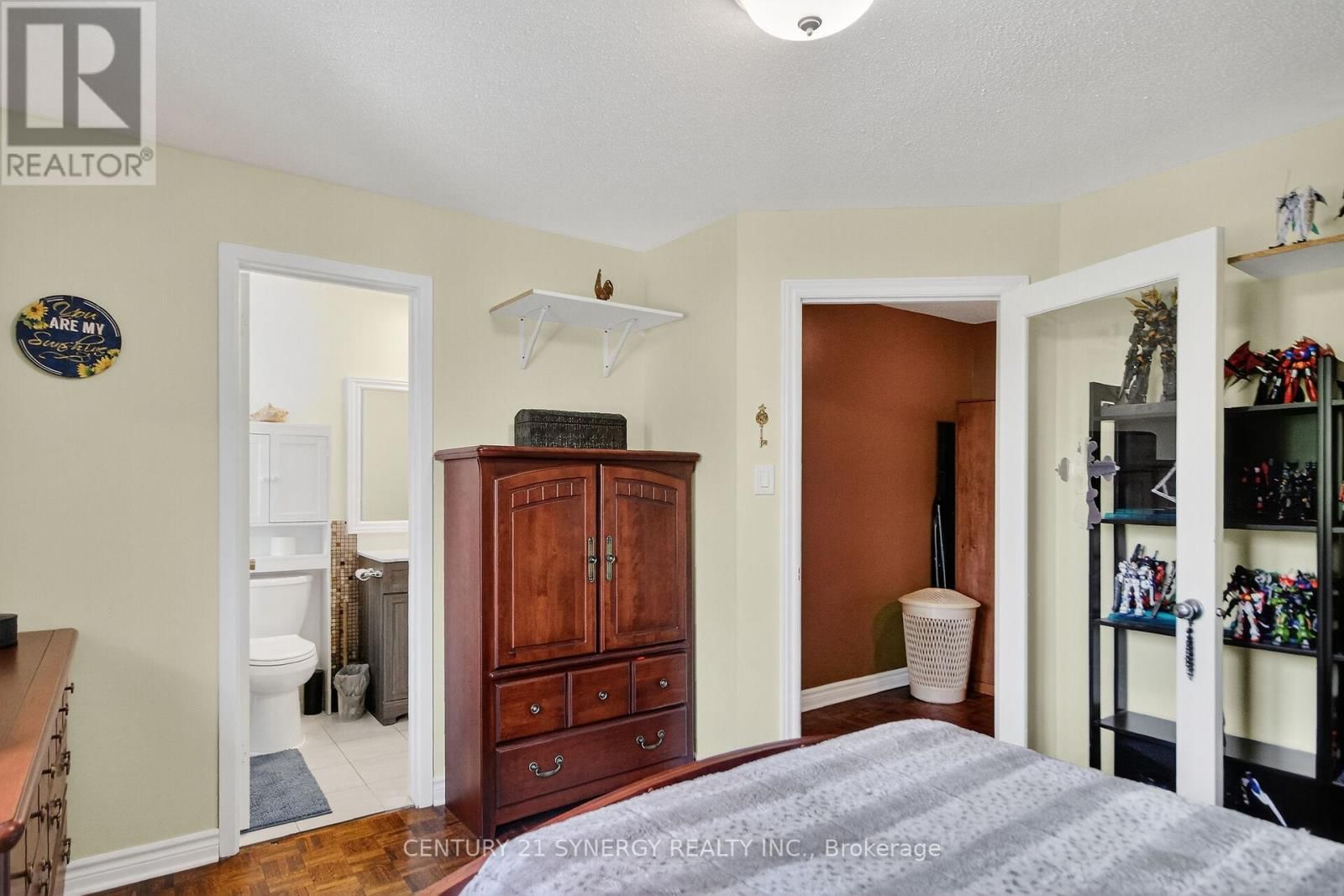 61 FIELDGATE DRIVE Image 21