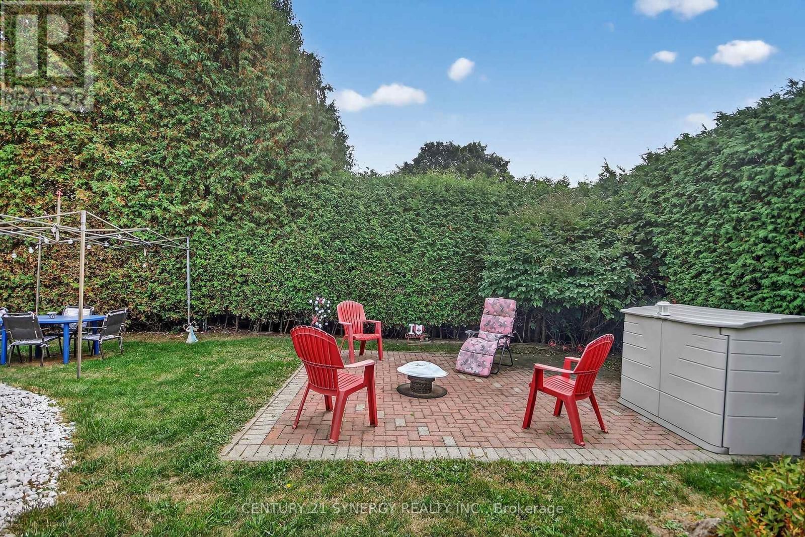 61 FIELDGATE DRIVE Image 30