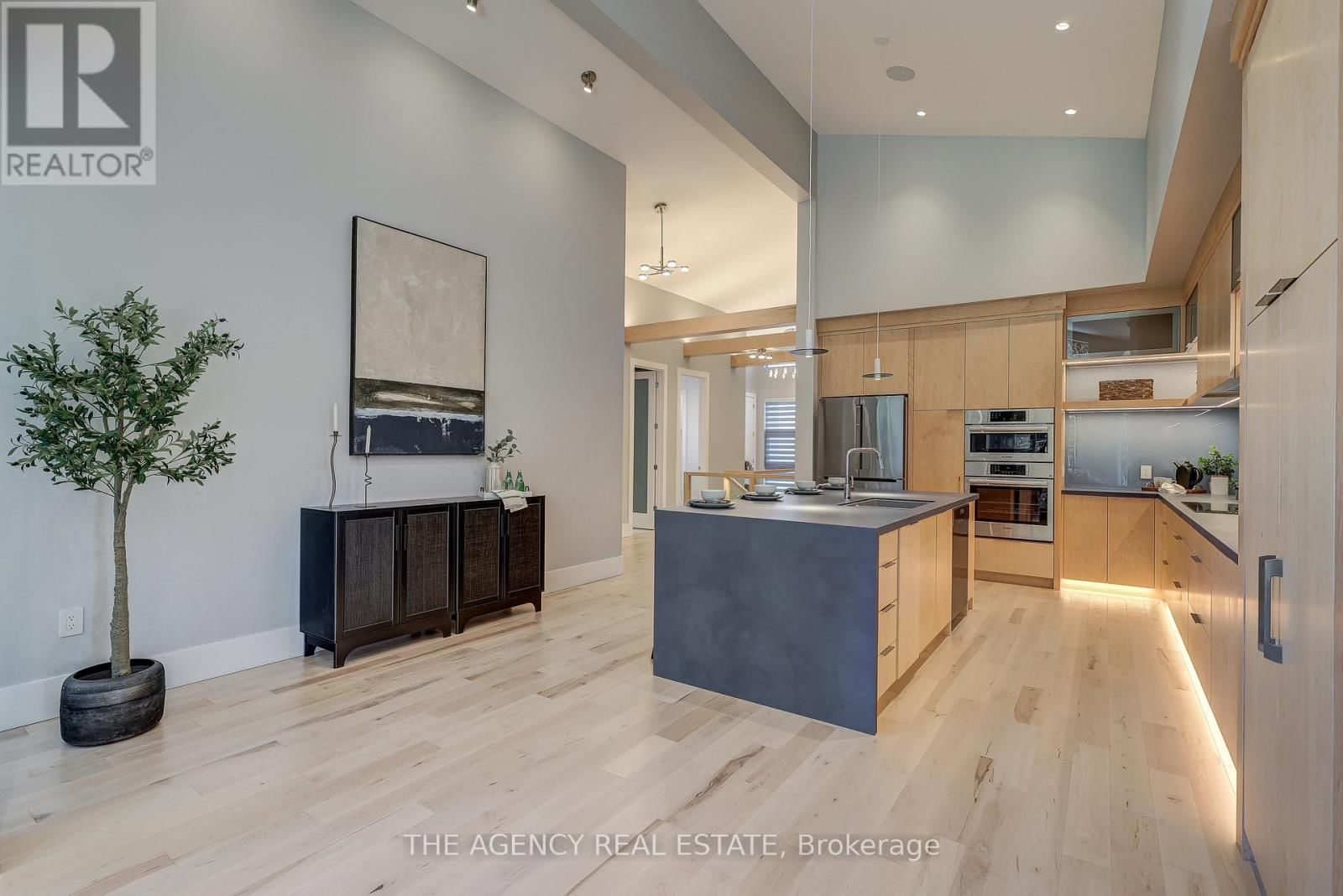 4228 FALLINGBROOK ROAD Image 20