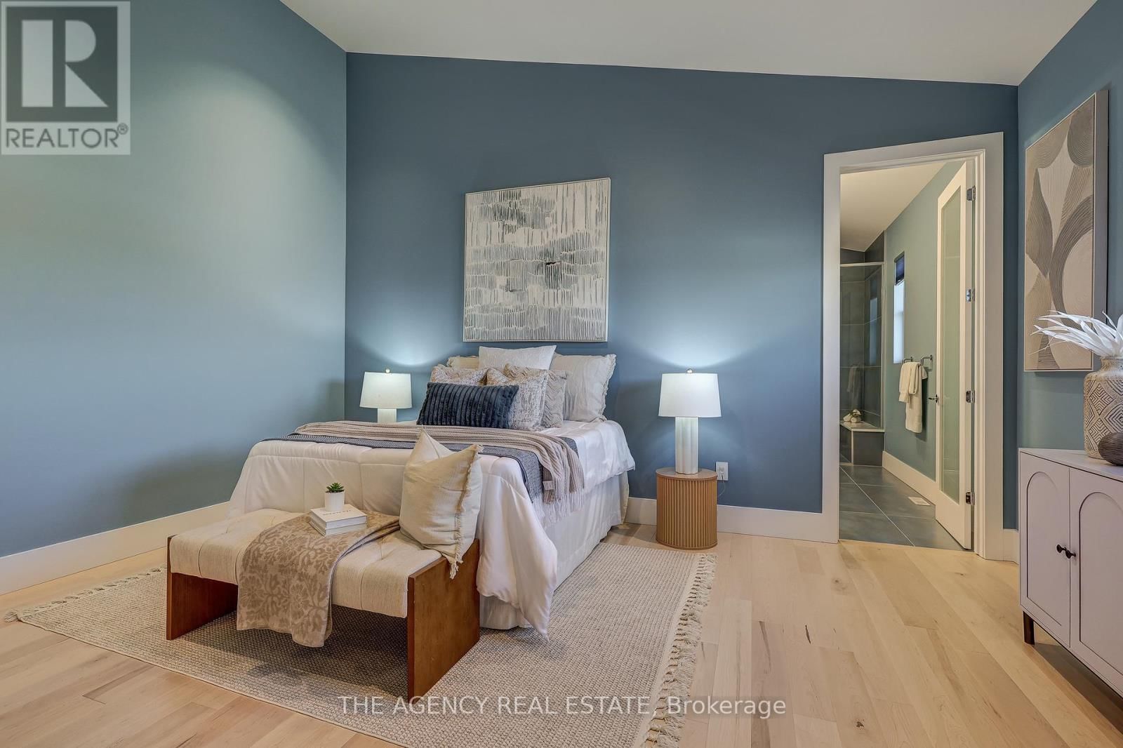 4228 FALLINGBROOK ROAD Image 32