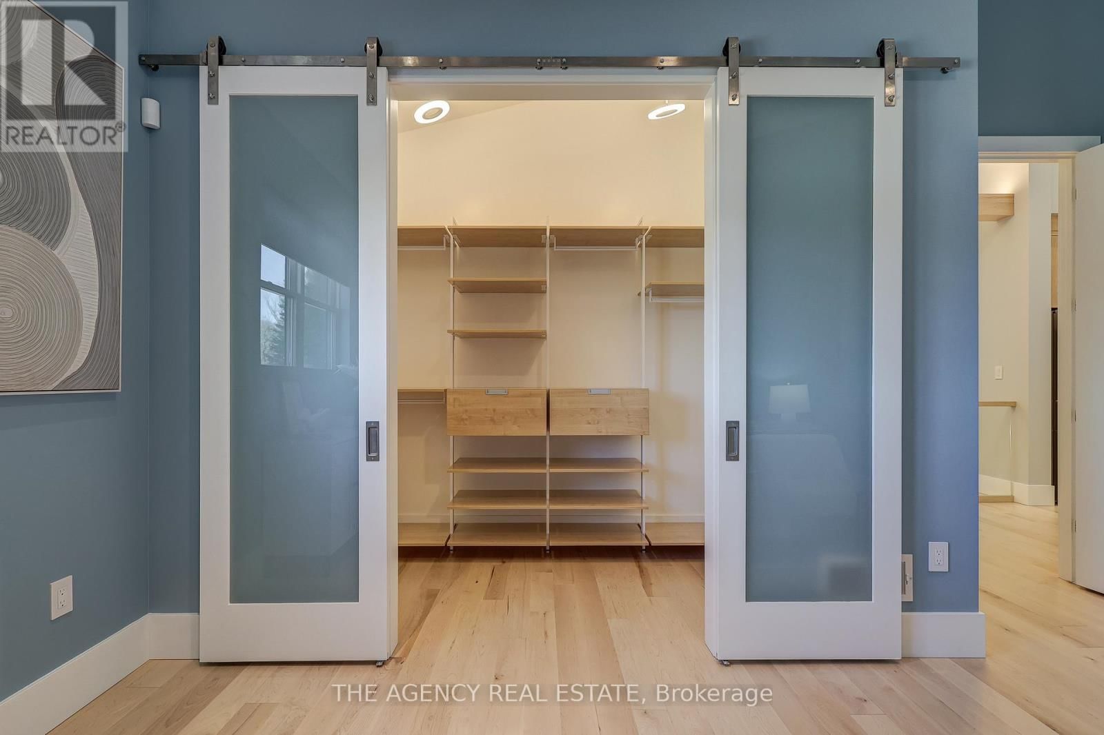 4228 FALLINGBROOK ROAD Image 33