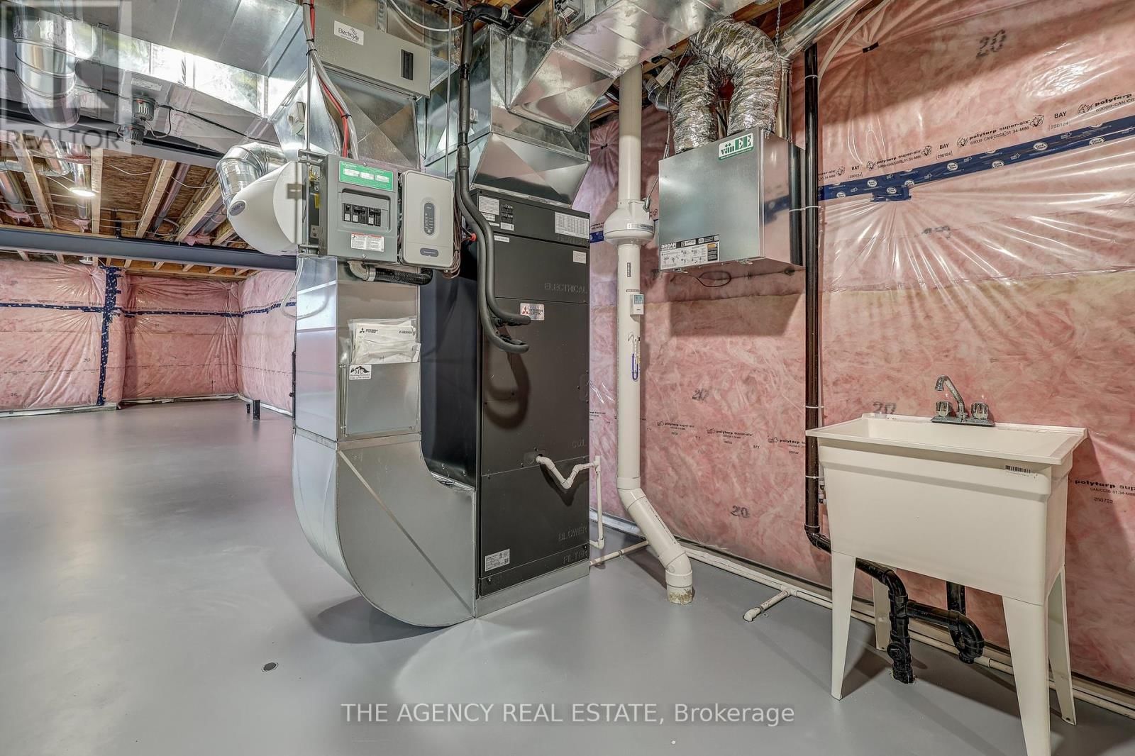 4228 FALLINGBROOK ROAD Image 43