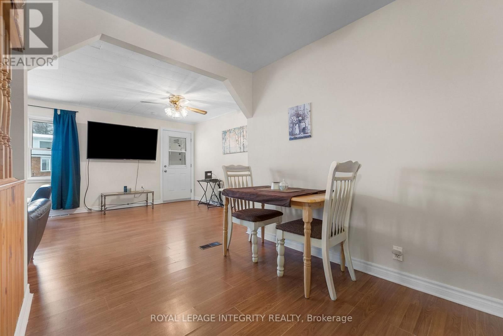 651 LORNE STREET WEST Image 6