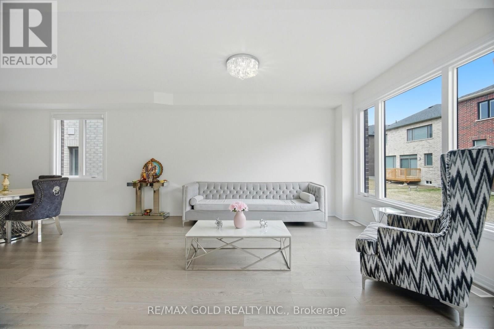 78 PLAYER DRIVE Image 4