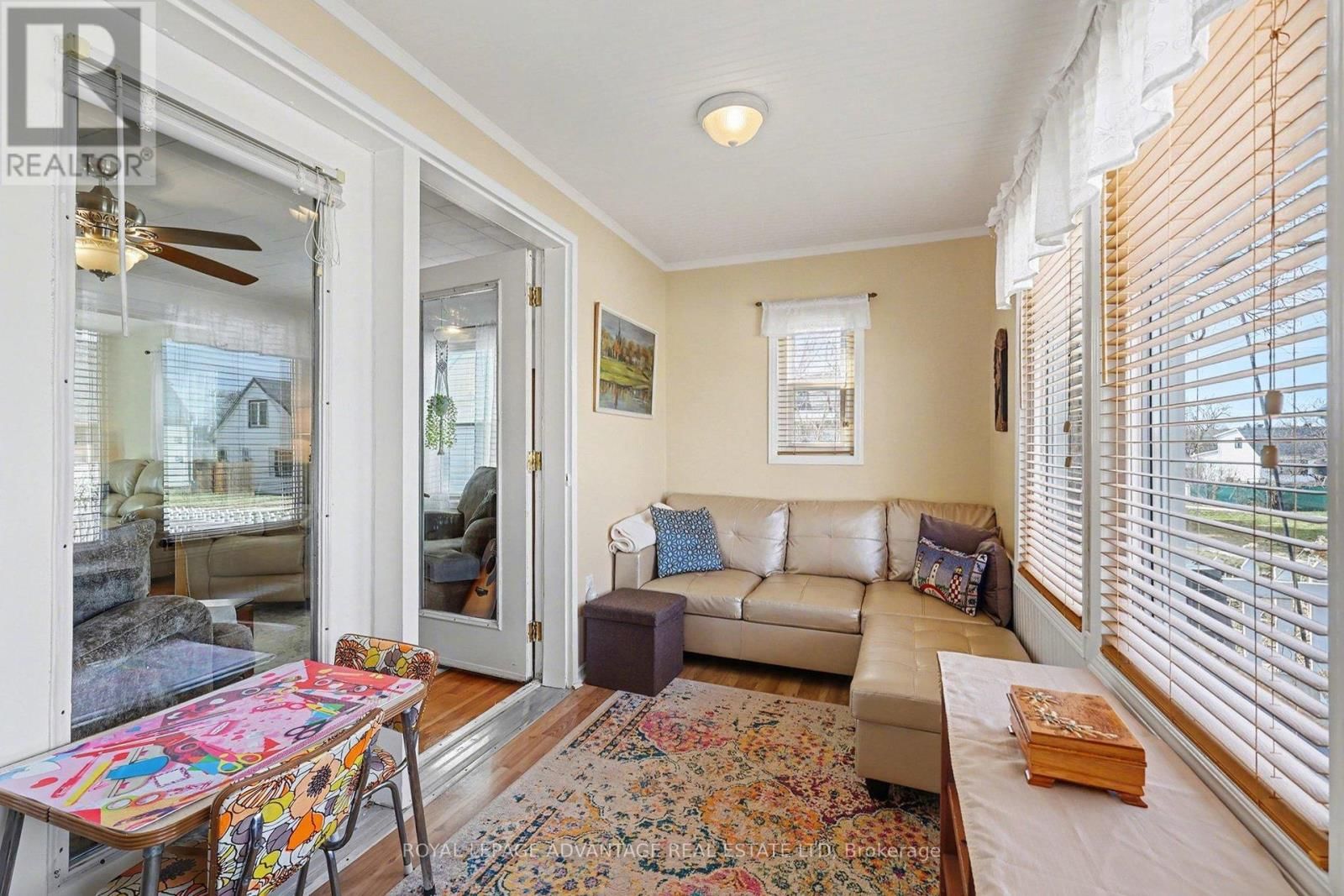 8 ROOSEVELT DRIVE Image 13