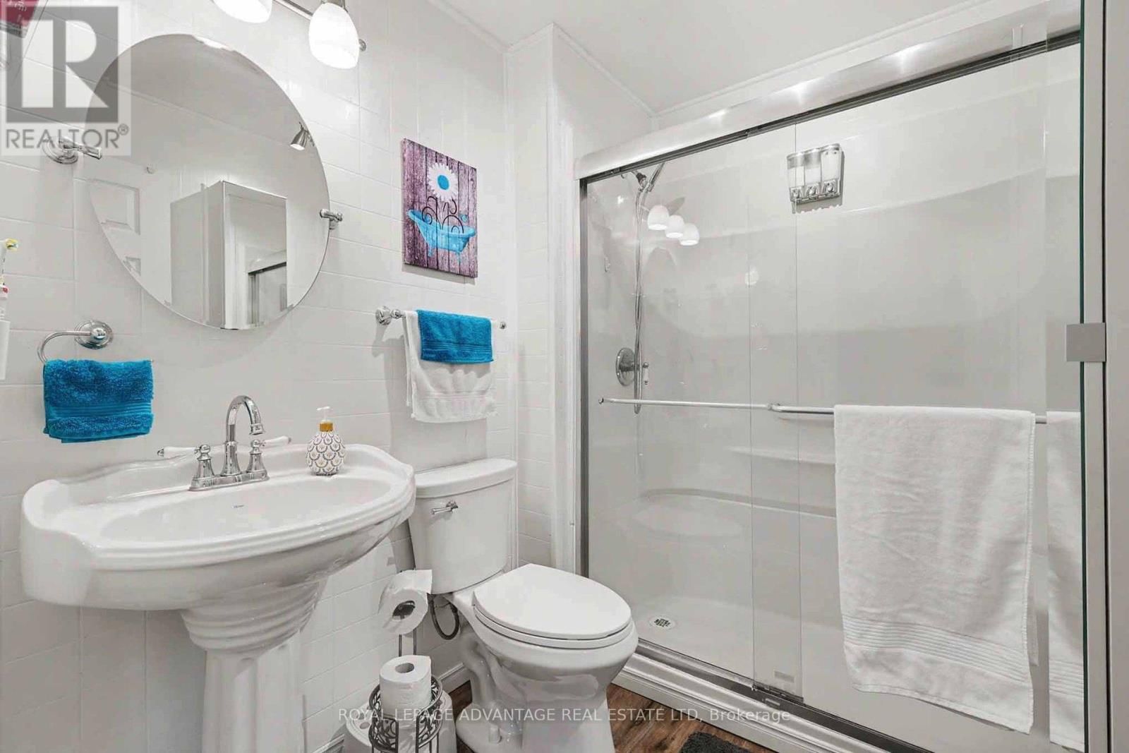 8 ROOSEVELT DRIVE Image 15