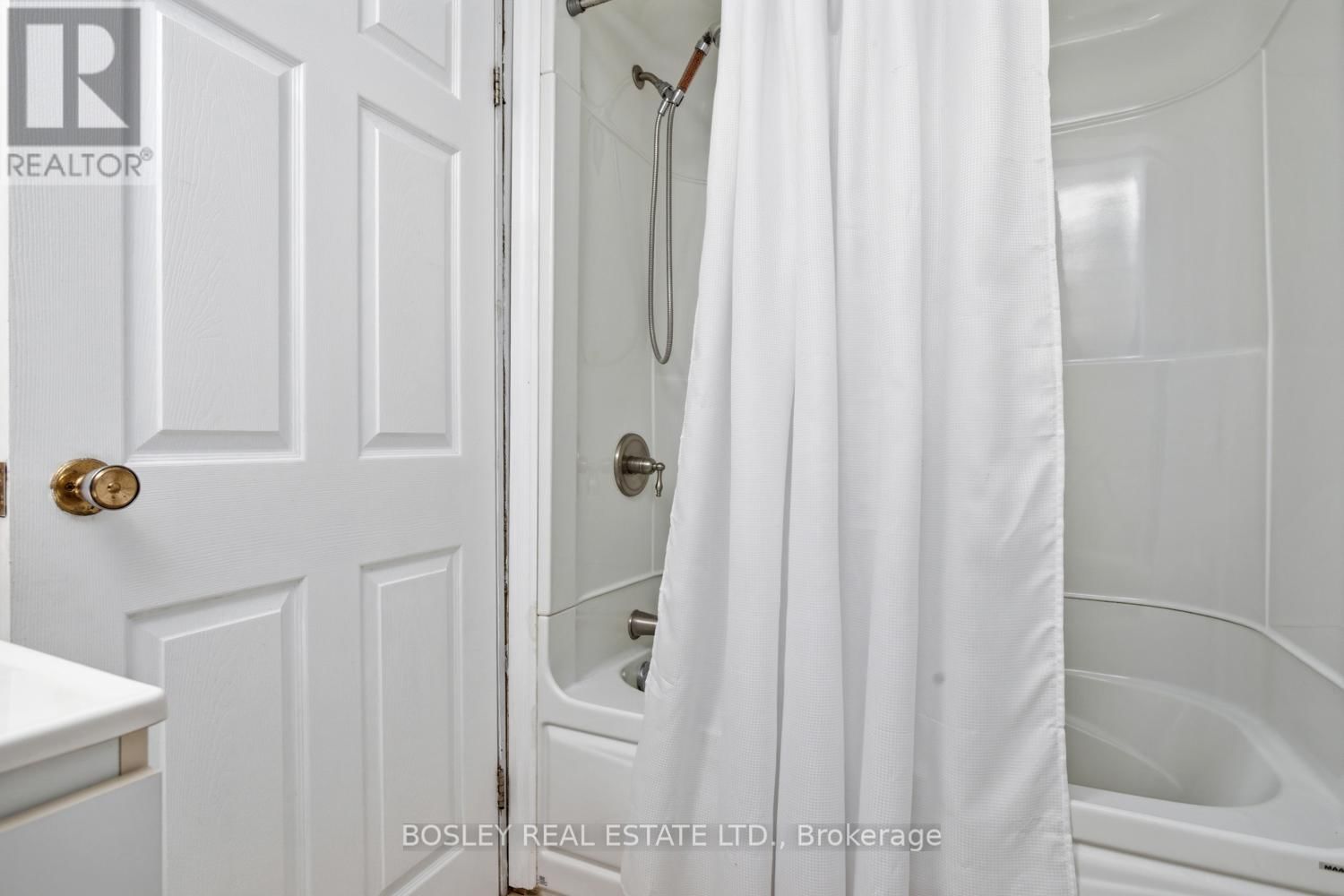 135 - 8018 TAIT'S BEACH ROAD Image 29