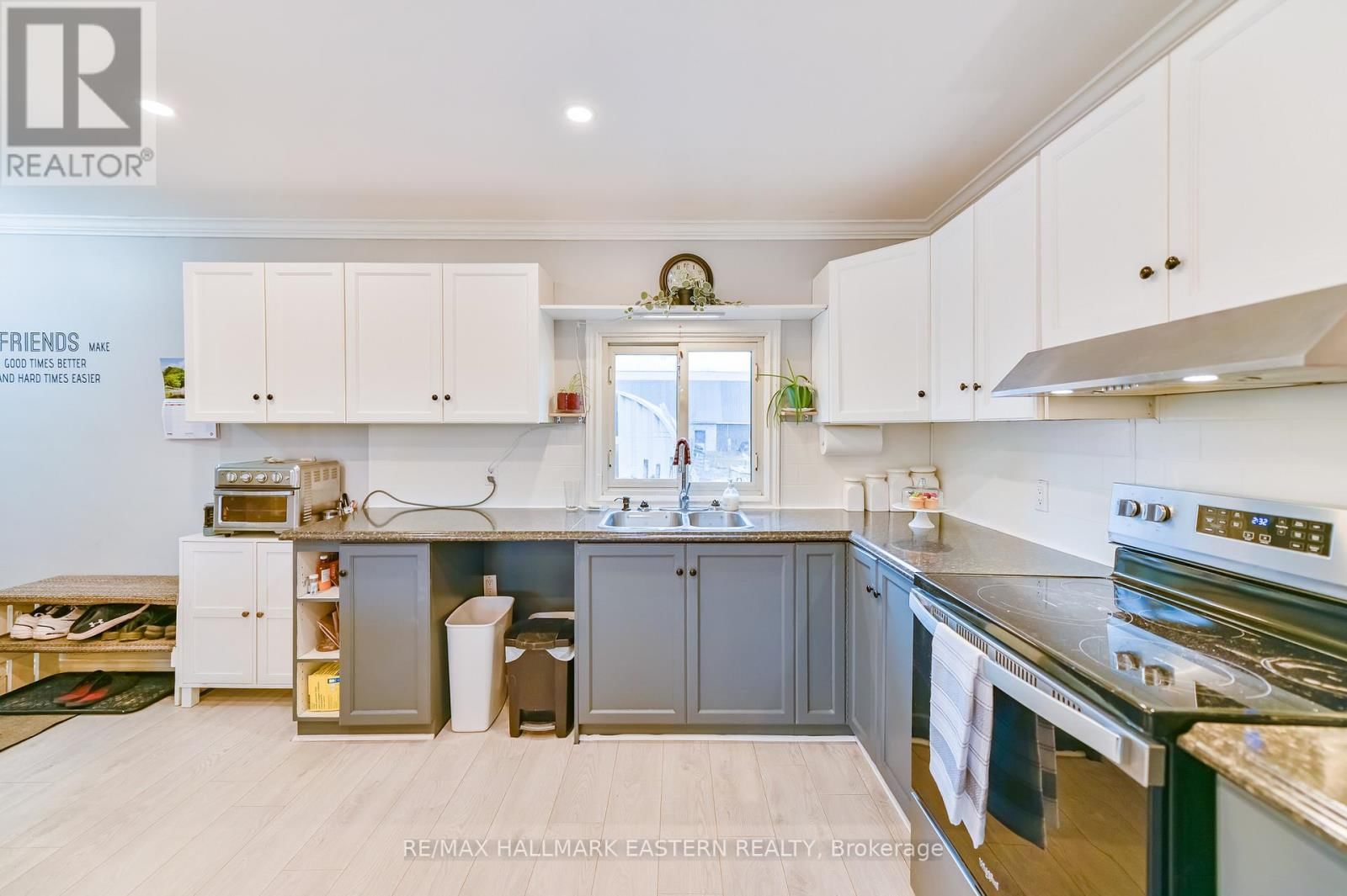 1095 SLAB STREET Image 10