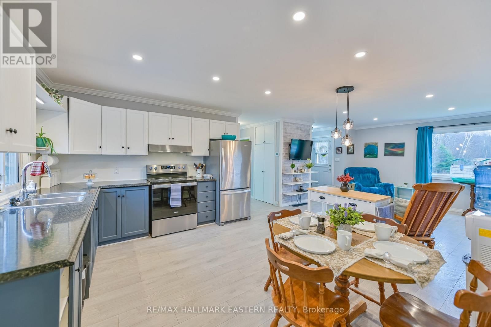 1095 SLAB STREET Image 2