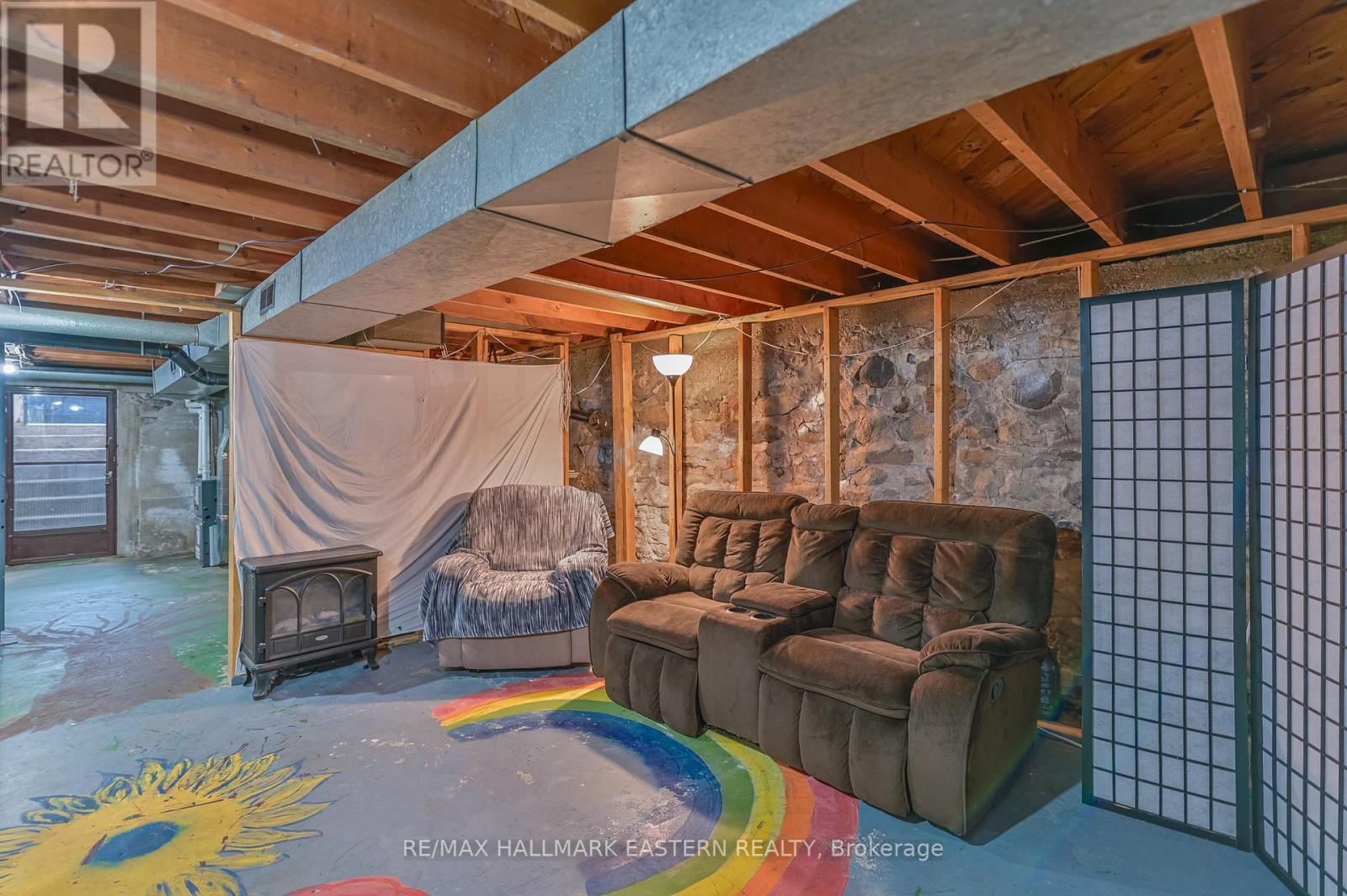 1095 SLAB STREET Image 21