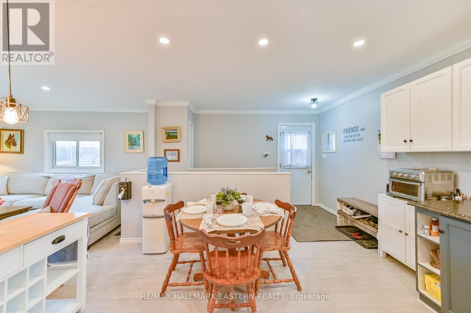 1095 SLAB STREET Image 9