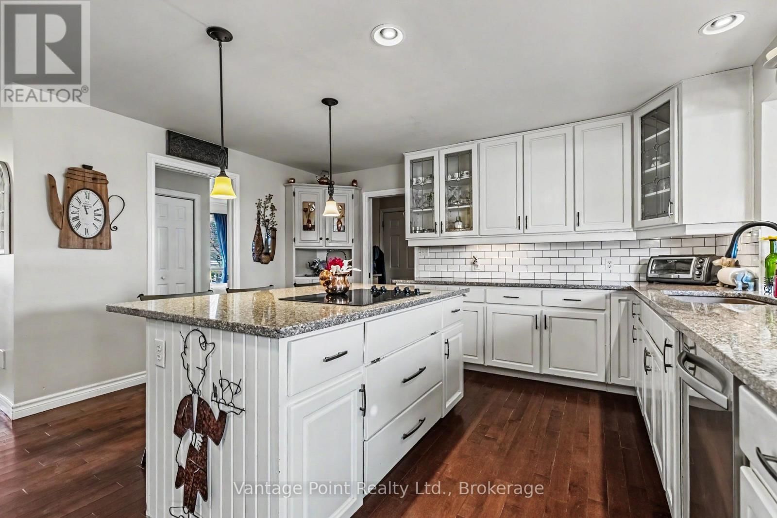 113 GLENWOOD PLACE Image 10