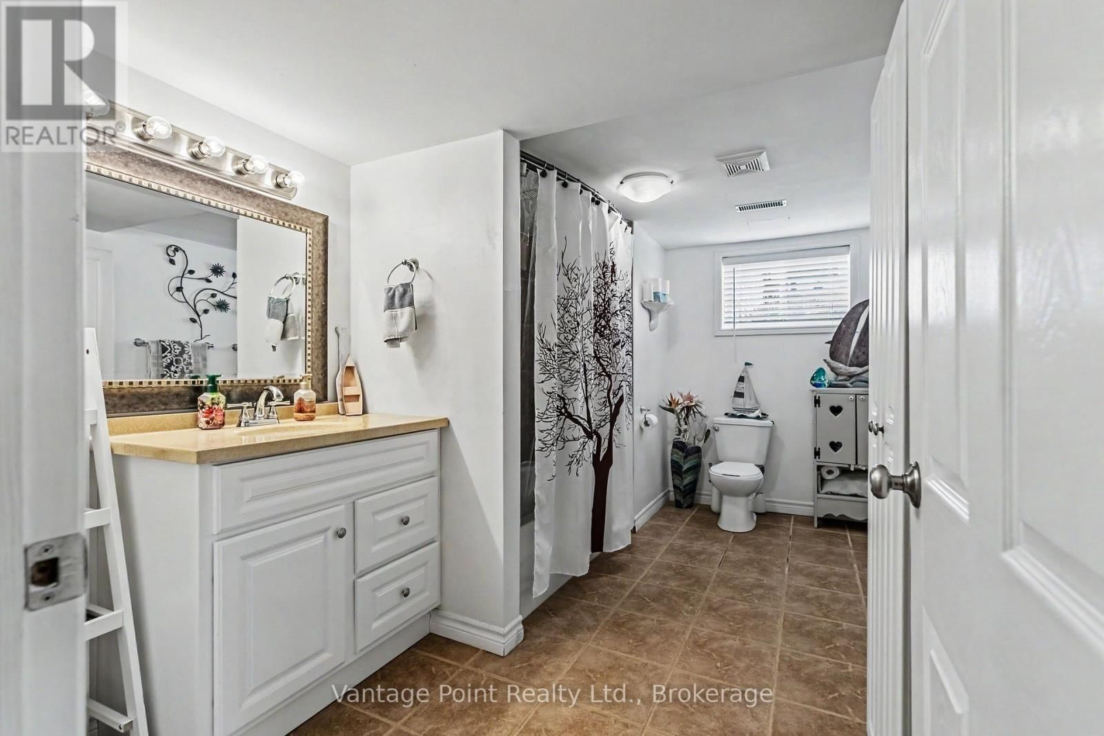 113 GLENWOOD PLACE Image 38