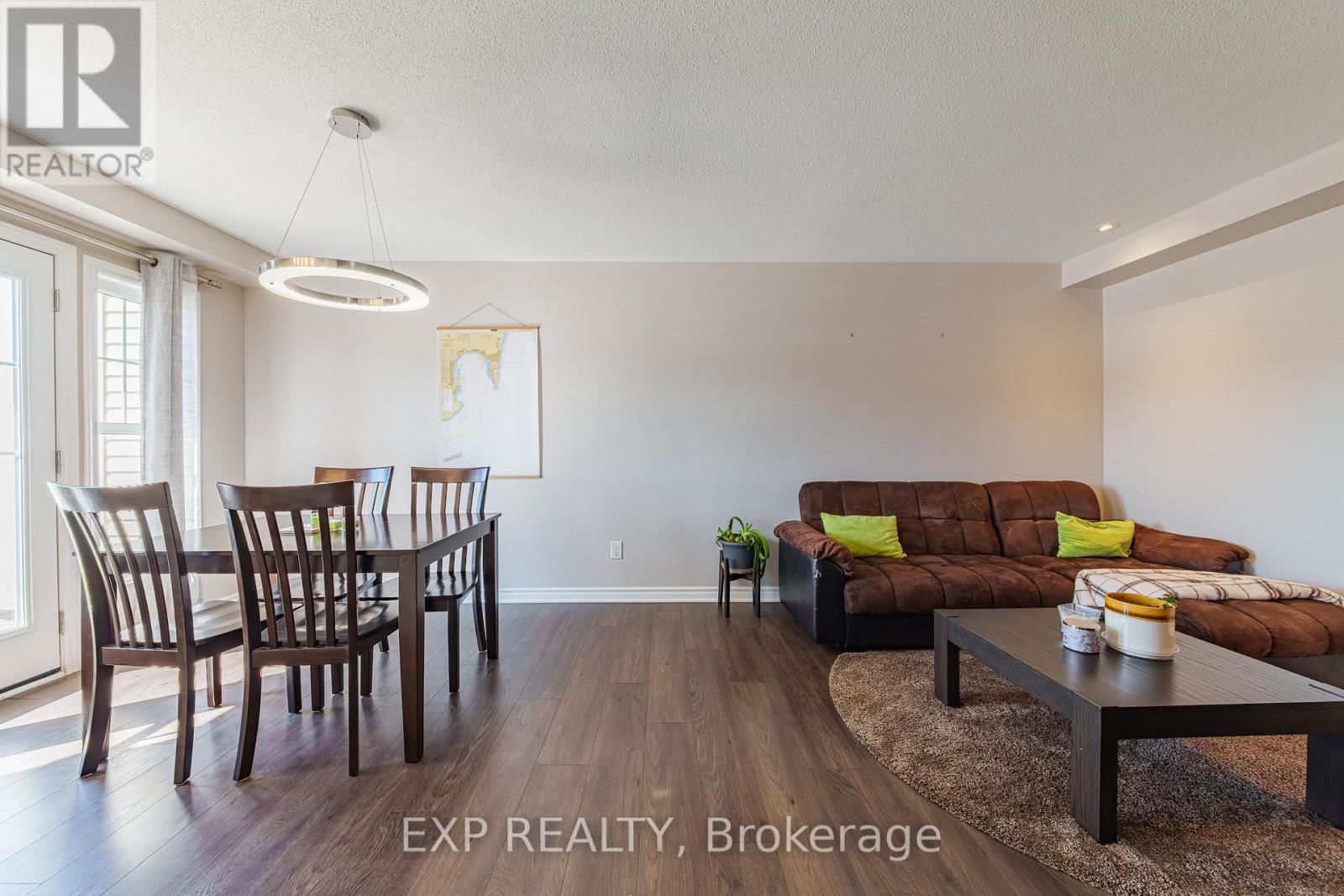 523 ENSATINA CRESCENT Image 10