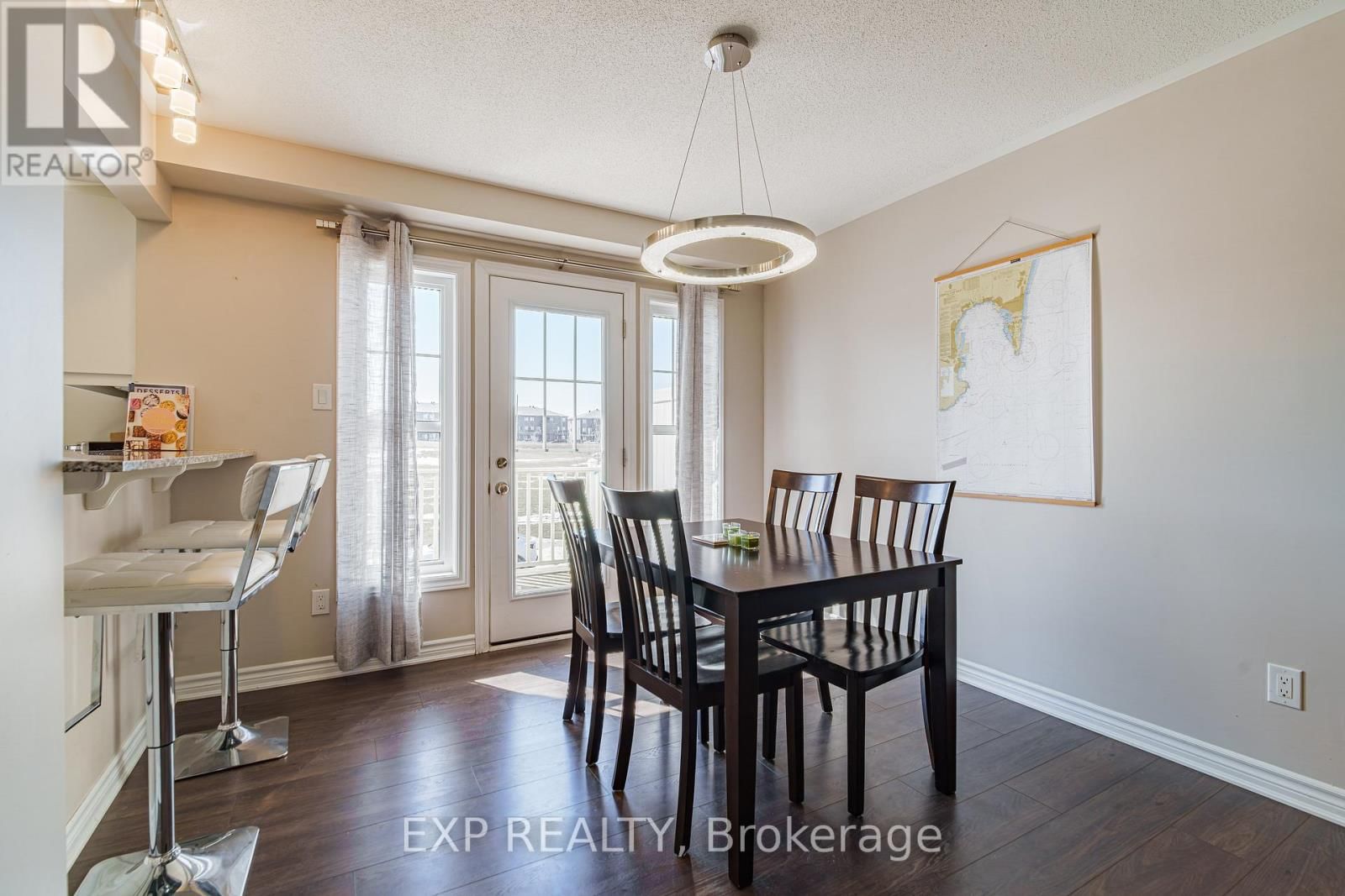 523 ENSATINA CRESCENT Image 12