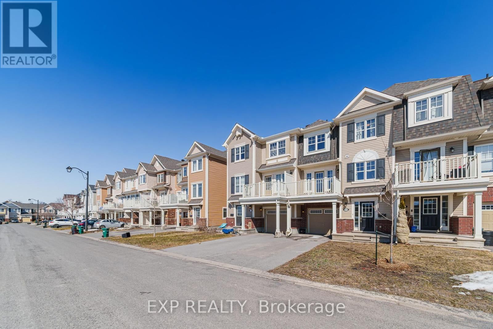 523 ENSATINA CRESCENT Image 30