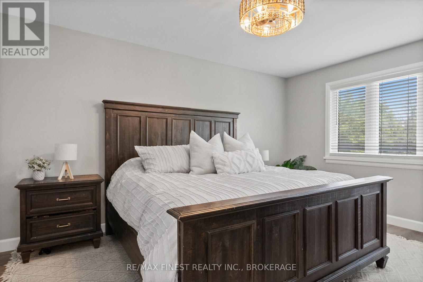 1524 LAKE ROAD Image 16