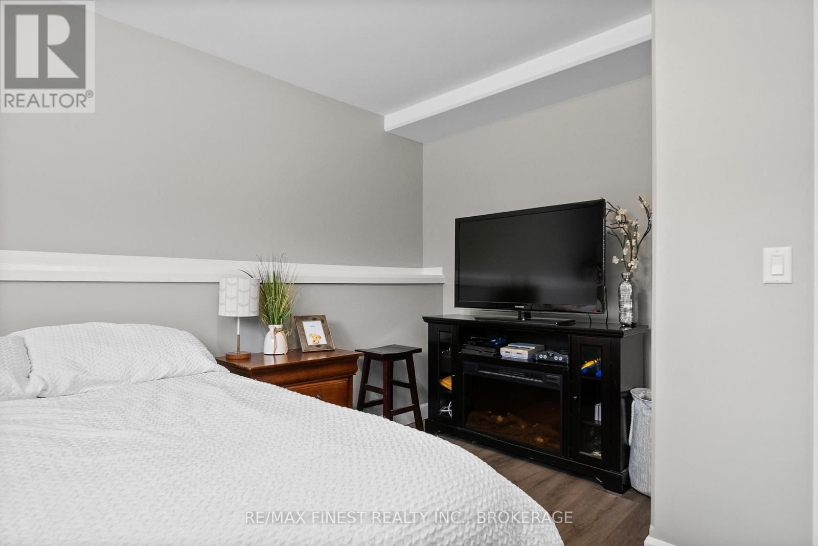 1524 LAKE ROAD Image 26