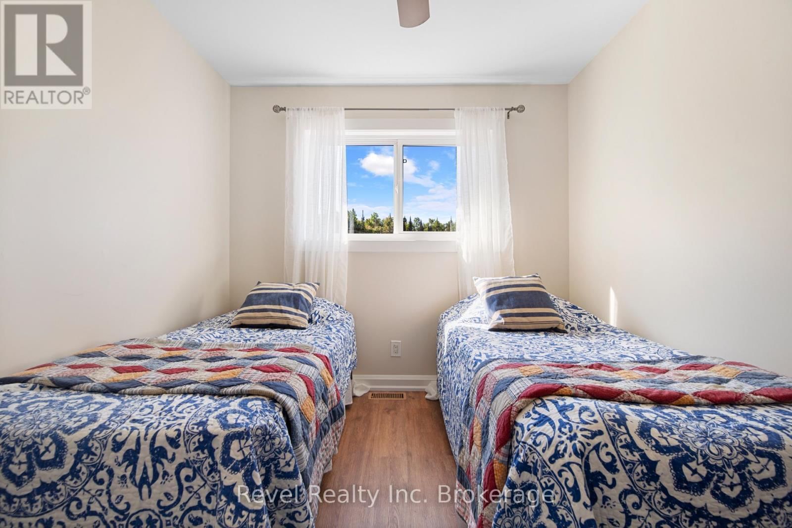 4205 HIGHWAY 17 EAST Image 30