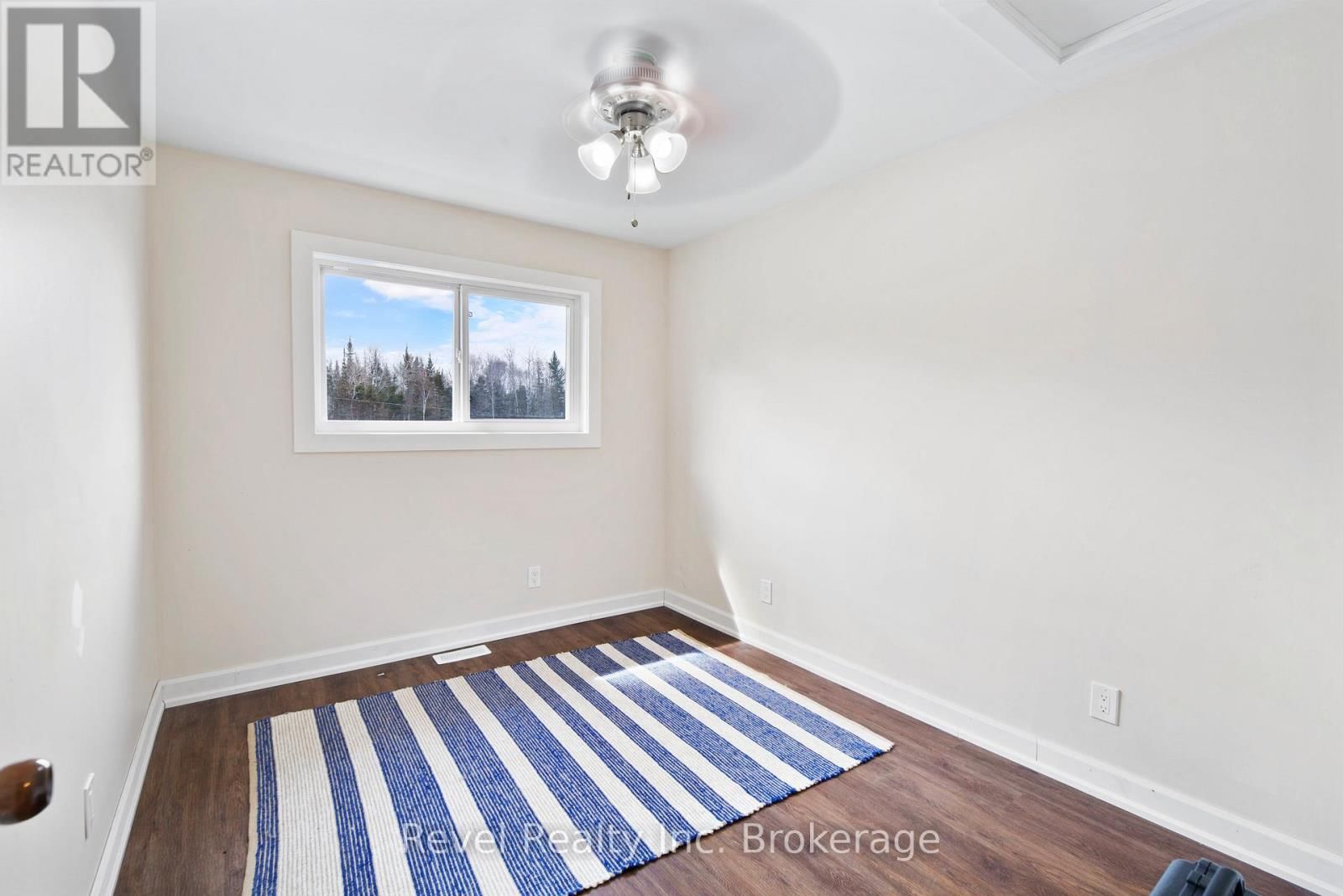 4205 HIGHWAY 17 EAST Image 33