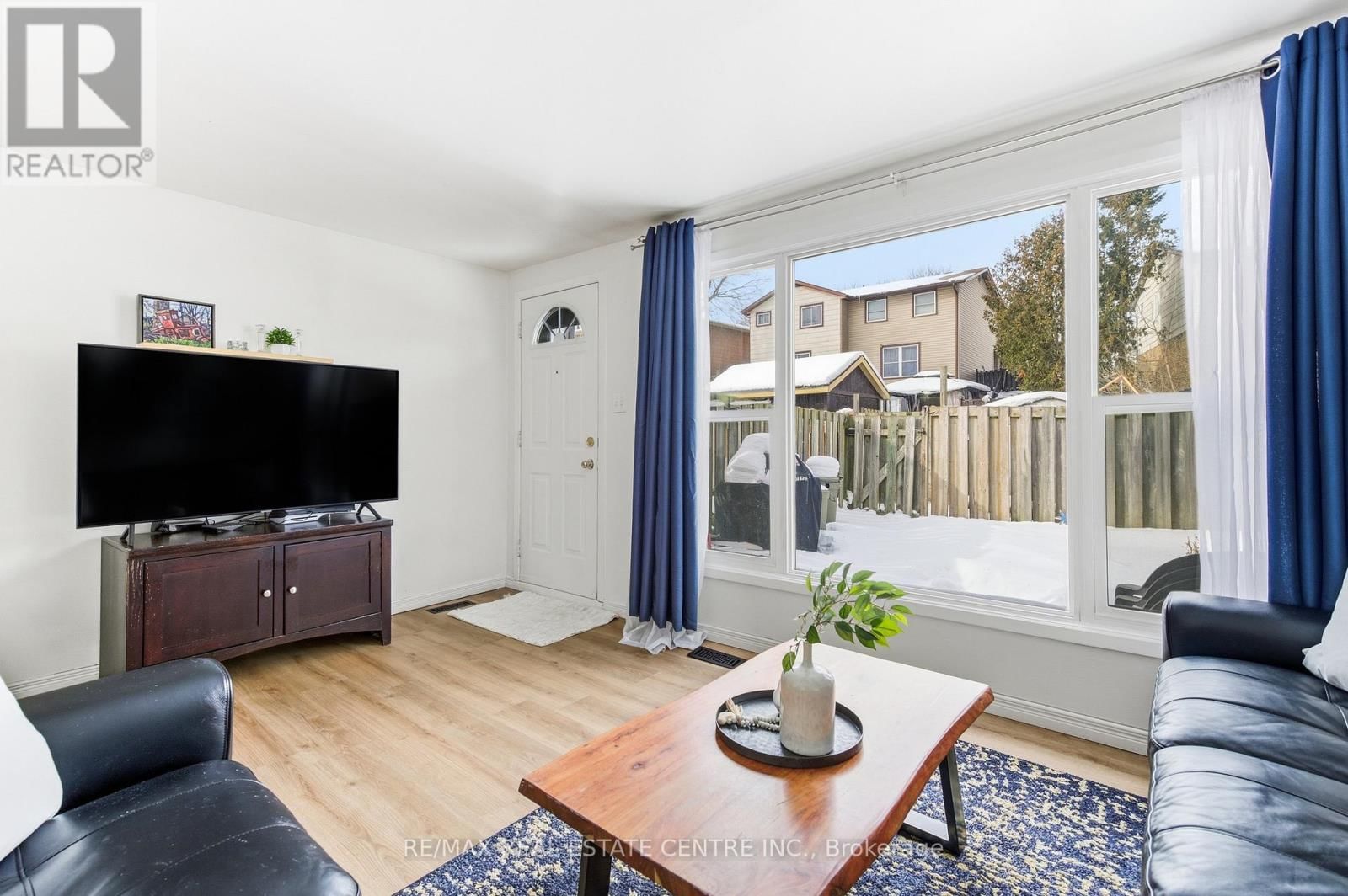 22 - 210 GLAMIS ROAD Image 15