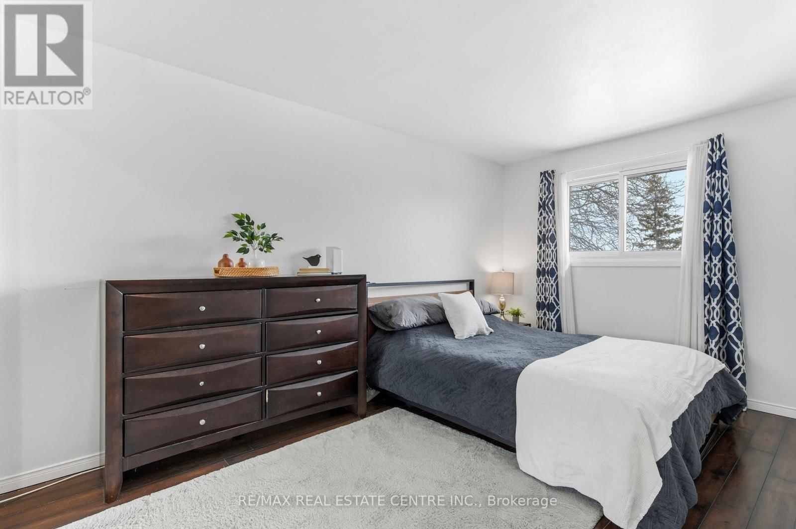 22 - 210 GLAMIS ROAD Image 16