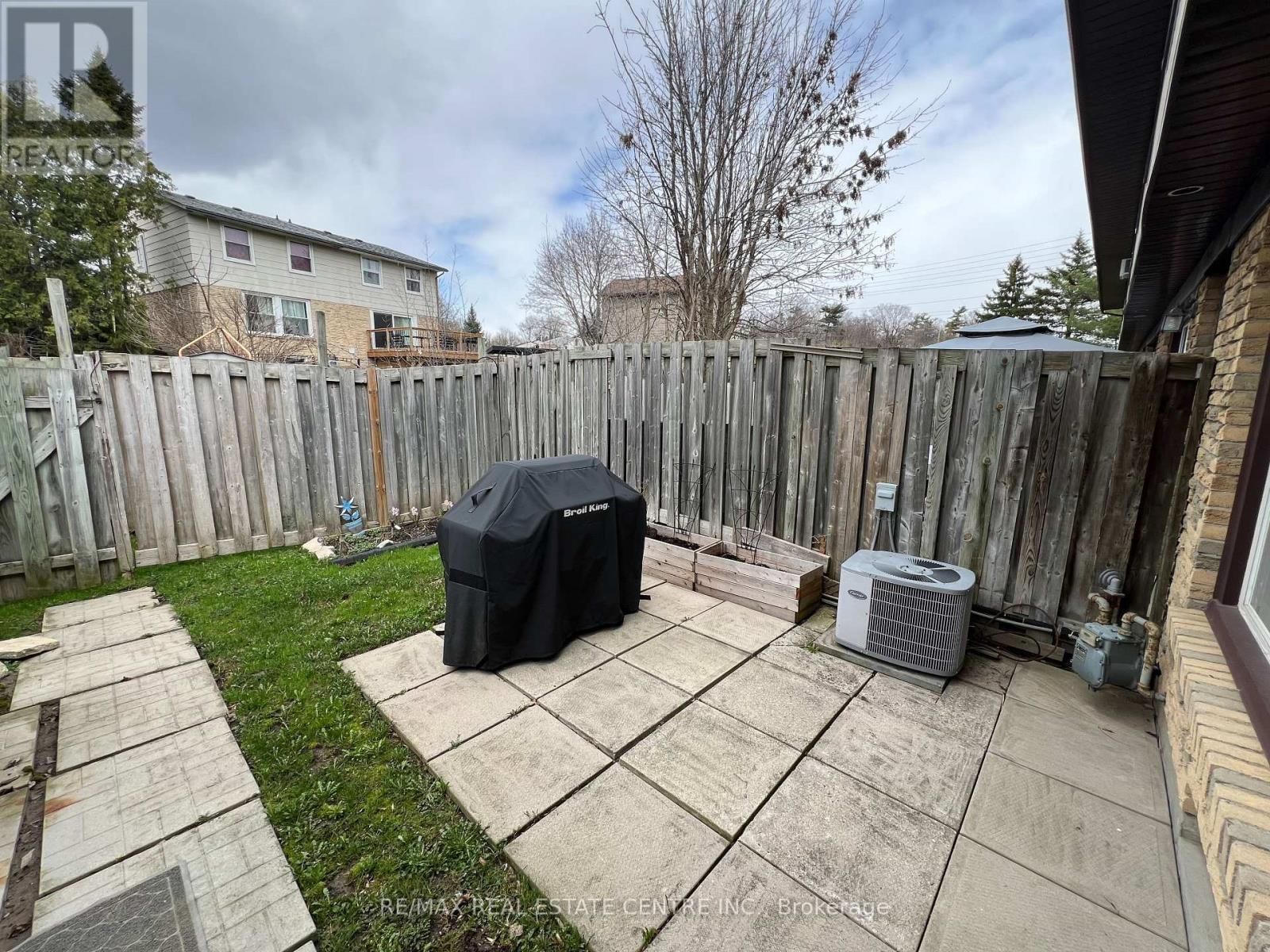 22 - 210 GLAMIS ROAD Image 22