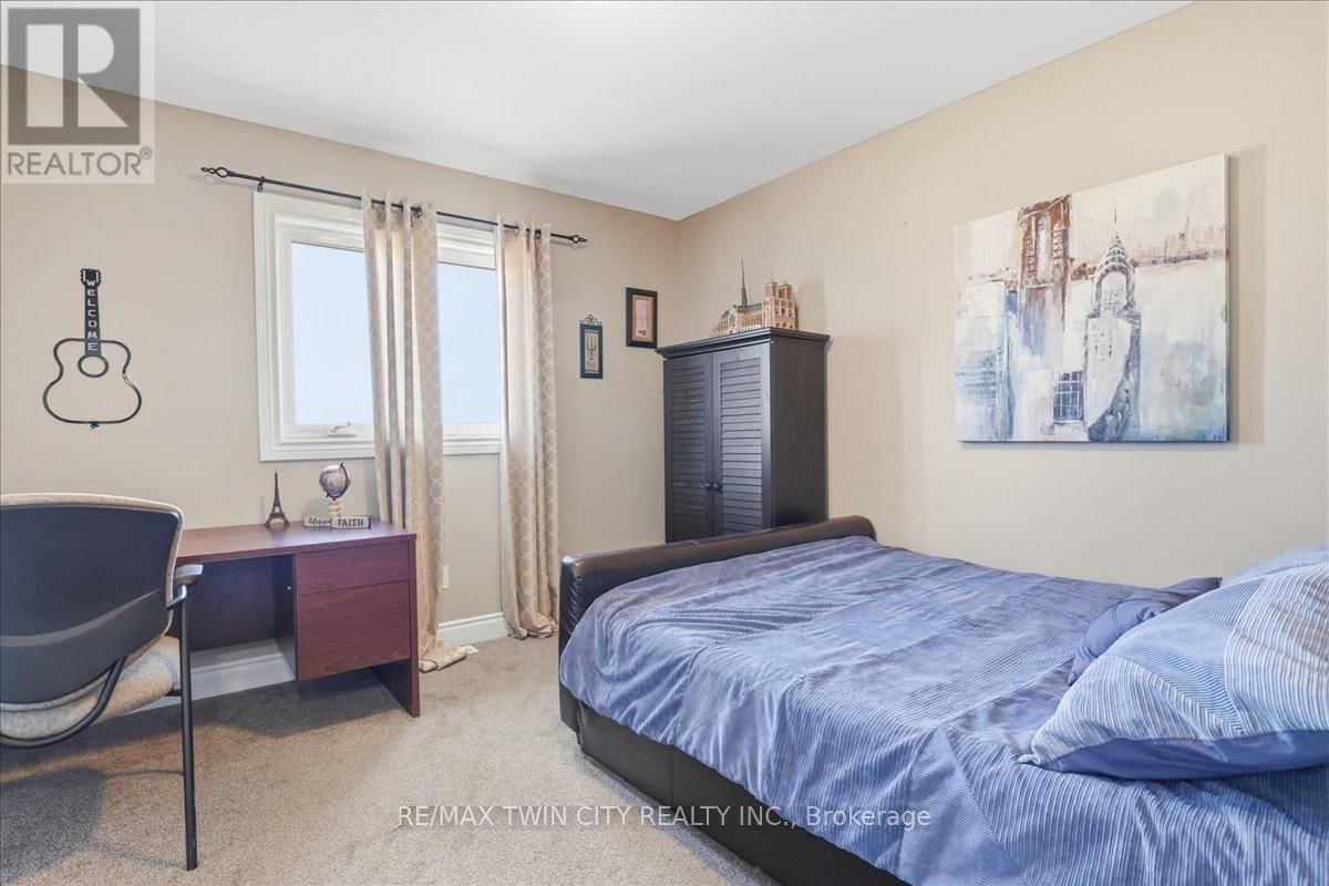 3971 WILSON STREET Image 23