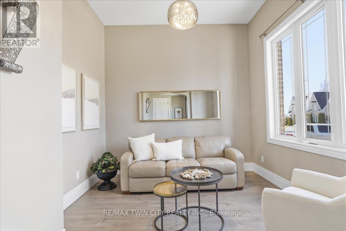 3971 WILSON STREET Image 5