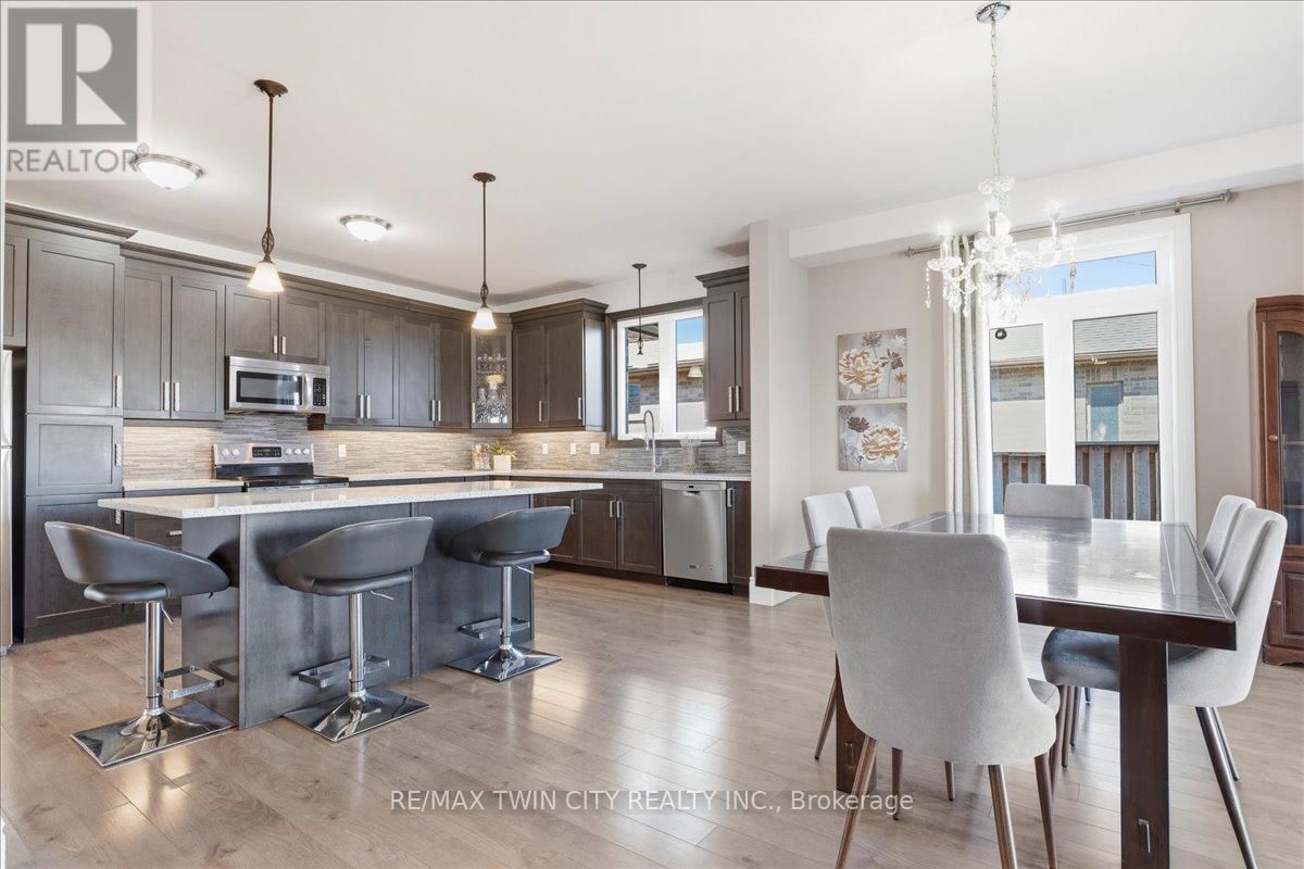 3971 WILSON STREET Image 9