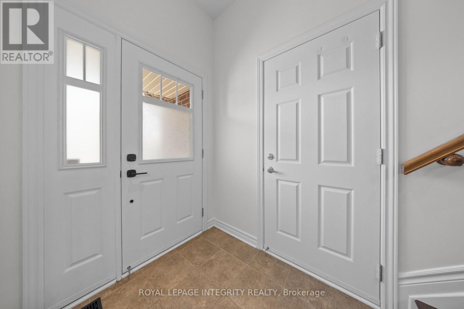 356 RAVENSWOOD WAY Image 3