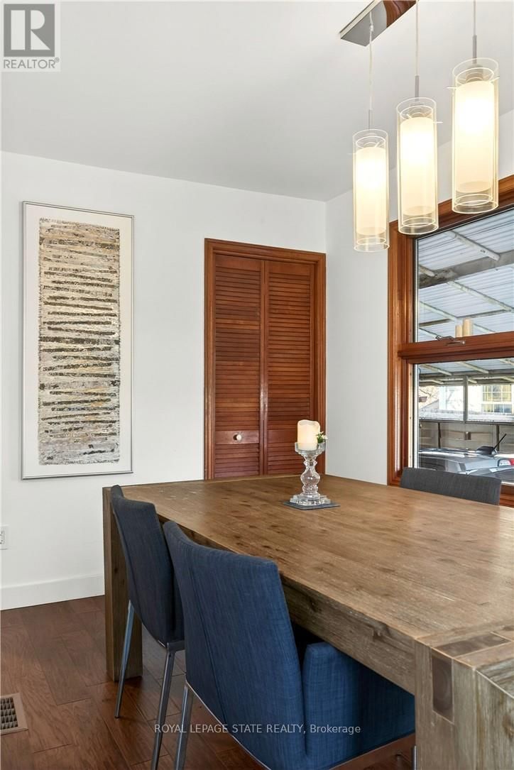 9 MORTON AVENUE Image 12