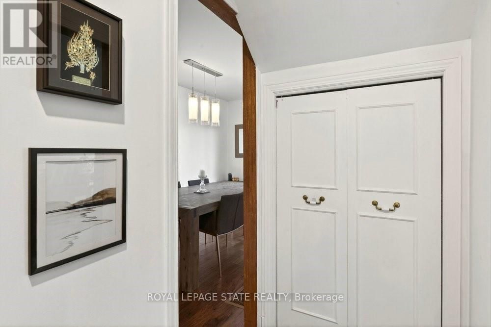 9 MORTON AVENUE Image 14