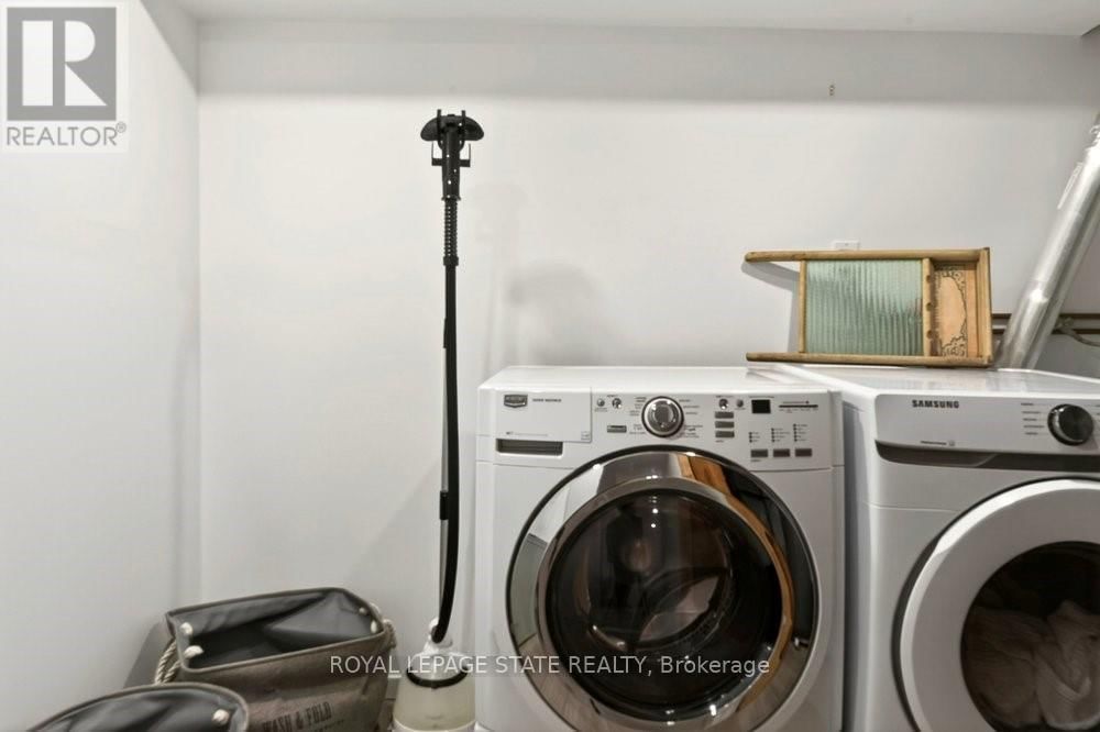 9 MORTON AVENUE Image 39