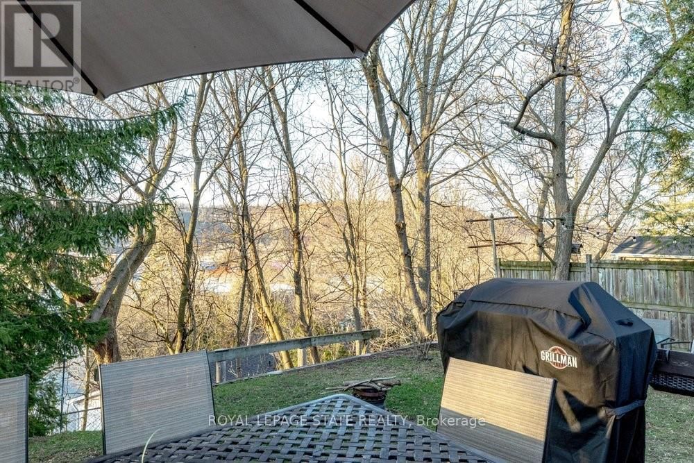 9 MORTON AVENUE Image 42